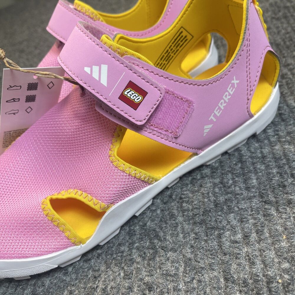 Adidas Terrex LEGO Captain Toey Girls Size 6 Sandals Outdoor Shoes Pink NEW - Picture 8 of 12